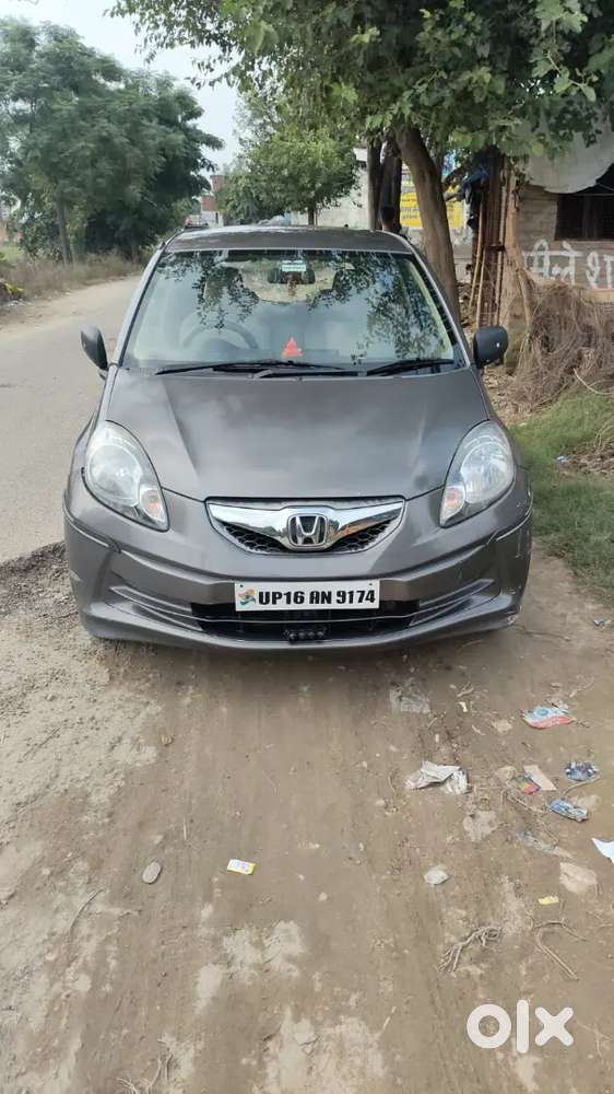 Honda Brio Mt 2013