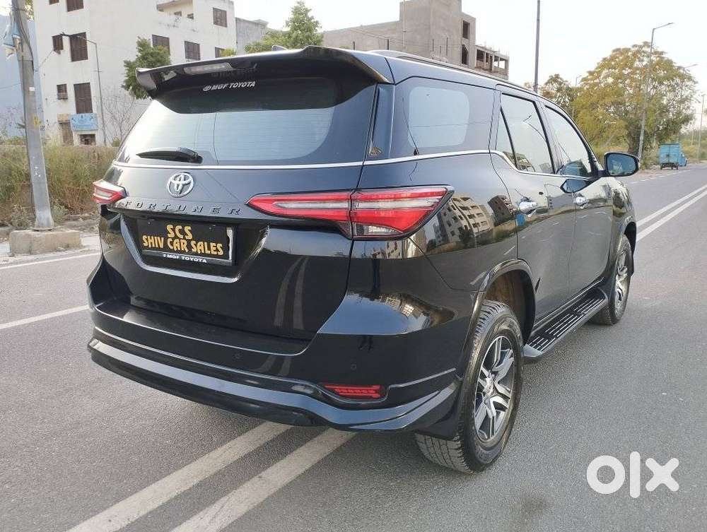 Toyota Fortuner 4x2 At 2.7 Petrol, 2025, Petrol