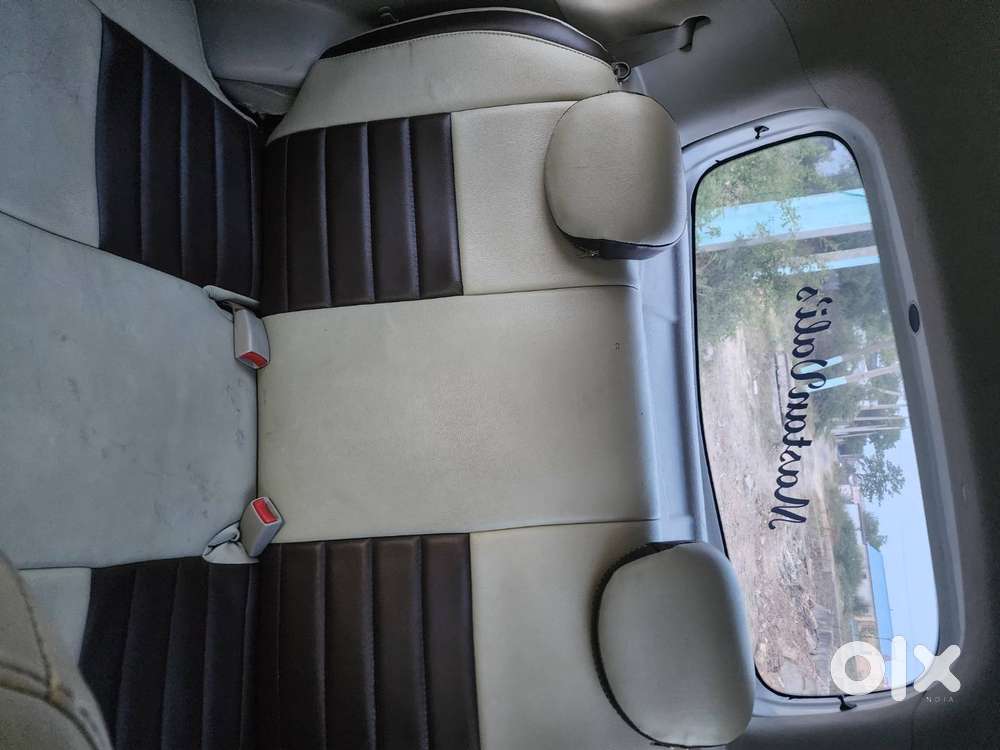 2013 Model Airbags Diesel Showroom Track