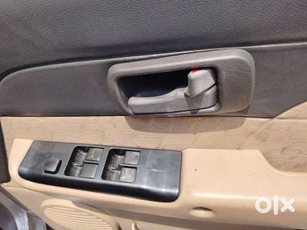 Chevrolet Tavera 2012-2017 Neo 3 Ls 7 Seats Bsiv, 2016, Diesel