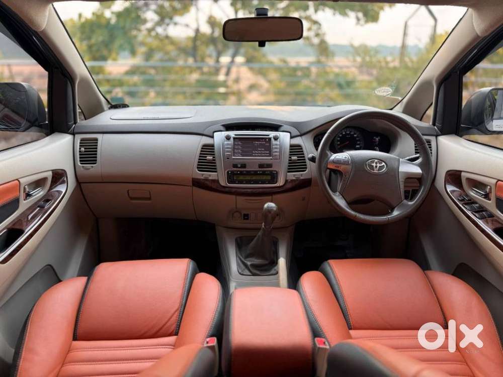Toyota Innova 2.5 V 7 Str, 2014, Diesel