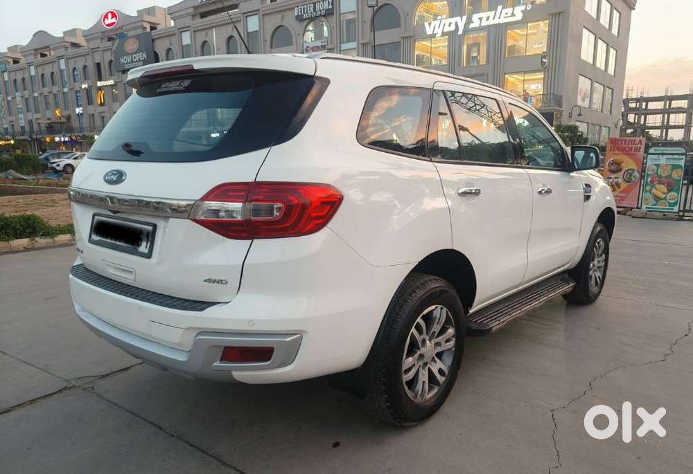 Ford Endeavour 3.2 Titanium Plus 4x4 At, 2017, Diesel