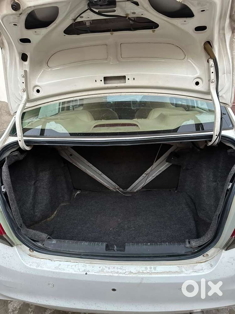 Honda Amaze 2013
