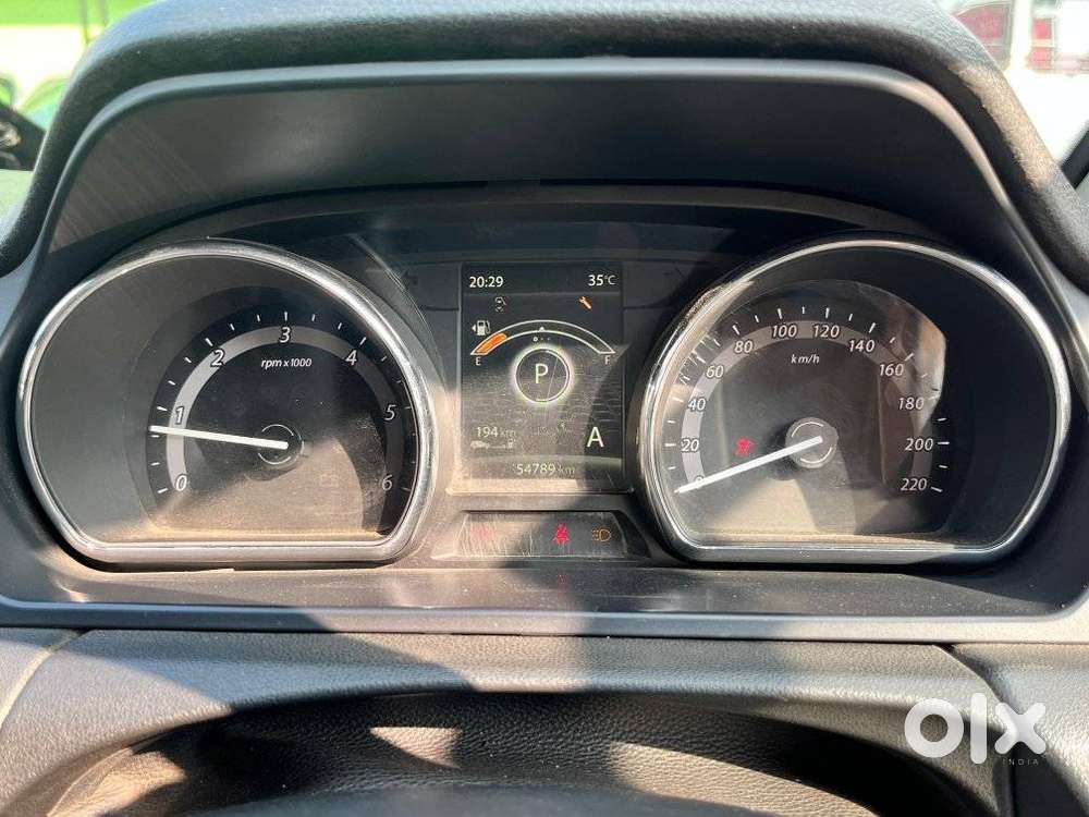 Tata Hexa 2.2 Xta 4x2 7 Str, 2017, Diesel