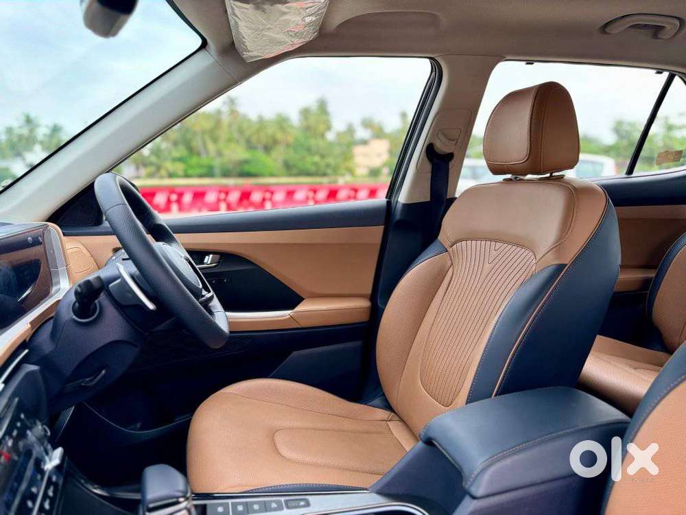 Hyundai Alcazar Signature 1.5 Petrol Dct 7str, 2024, Petrol