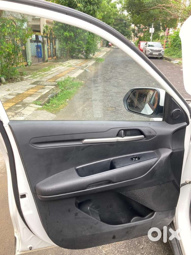 Kia Sonet 1.2 Petrol Htk(o) 2024