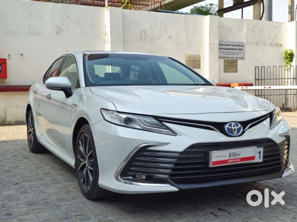 Toyota Camry Hybrid, 2024, Petrol