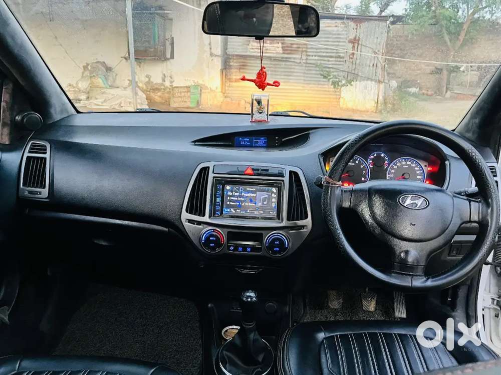 Hyundai I20 2013 Petrol Well Maintained