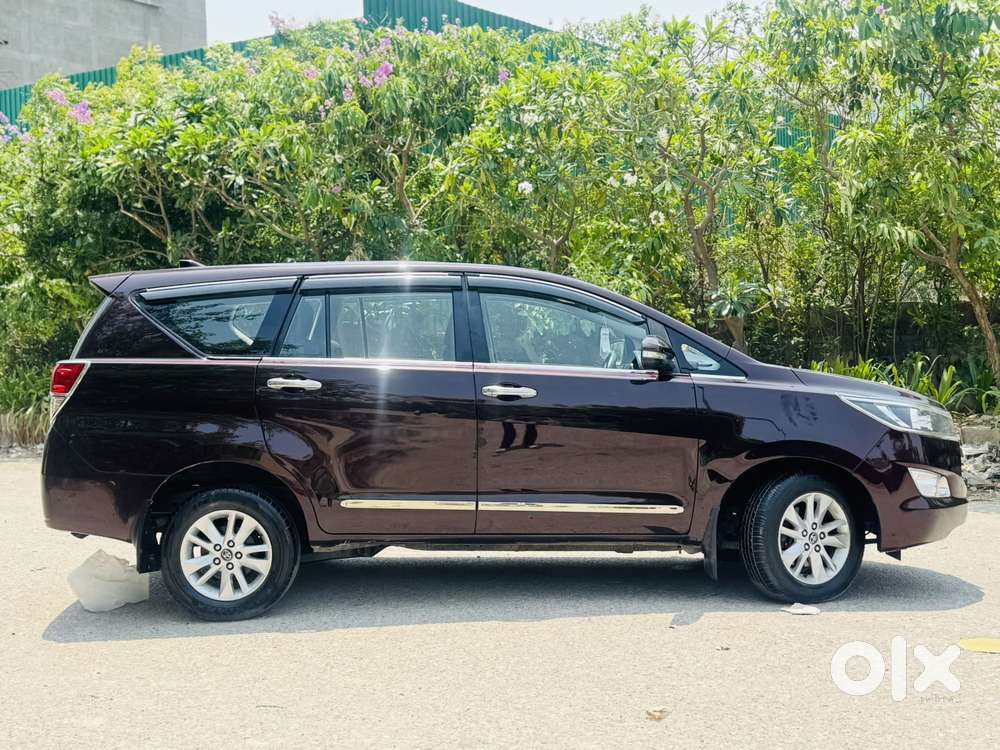 Toyota Innova Crysta 2.4 G Mt 7 Str, 2017, Diesel