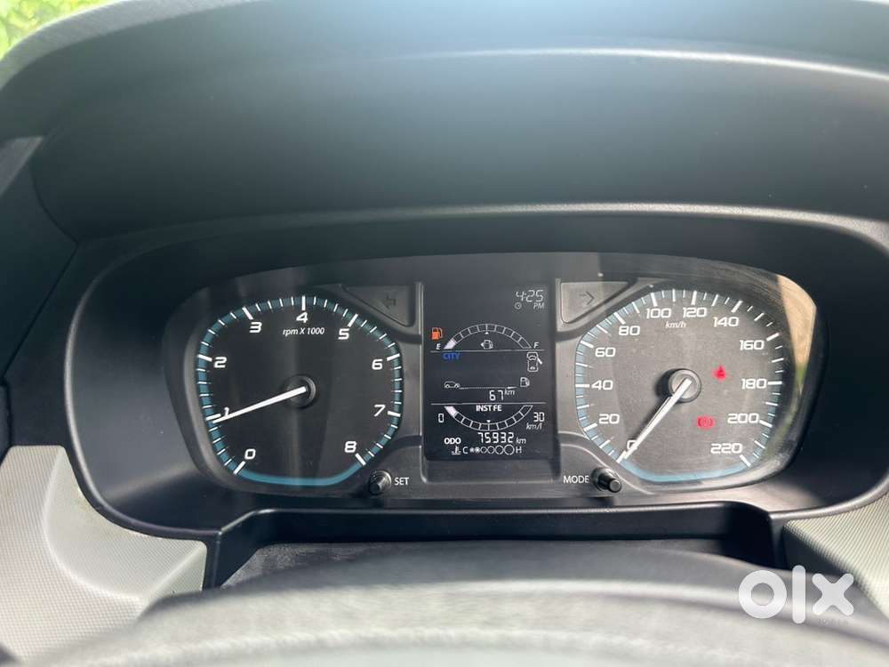 2022 Tata Punch Petrol Manual Adventure