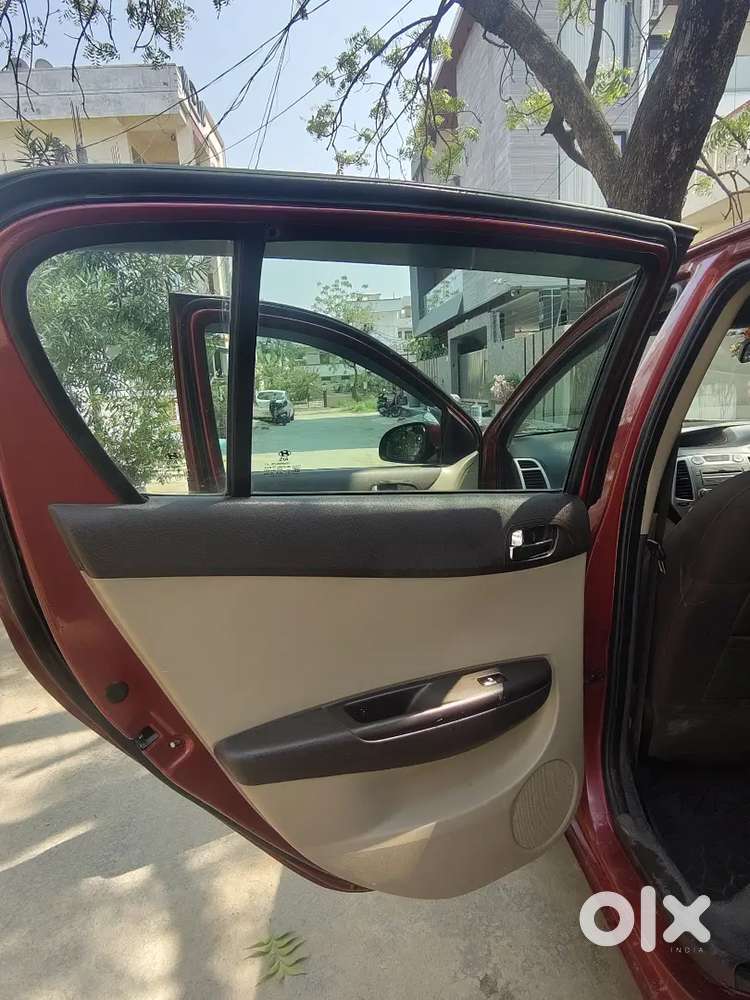 Hyundai I20 2010 Petrol Well Maintained