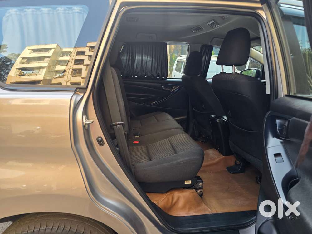 Toyota Innova Crysta 2.4 G Mt 8s, 2022, Diesel