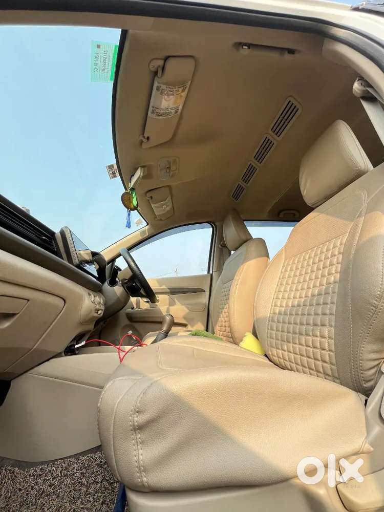 Maruti Ertiga Vxi O Petrol