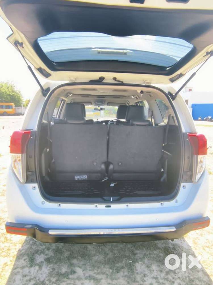 Toyota Innova Crysta Zx 2.4 Diesel 7 Seater, 2025, Diesel