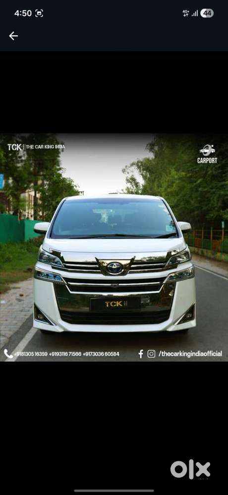 Toyota Vellfire 2.5 Executive Lounge, 2020, Petrol