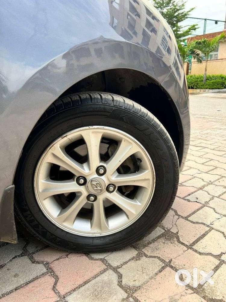 Hyundai Grand I10 Asta Automatic 1.2 Kappa Vtvt, 2015, Petrol
