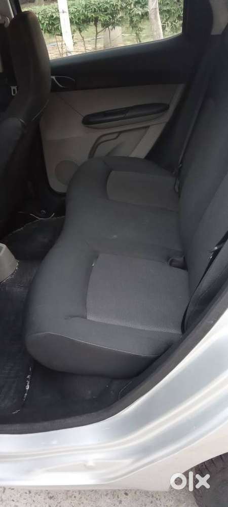 Tata Tiago 1.2 Revotron Xm, 2018, Petrol