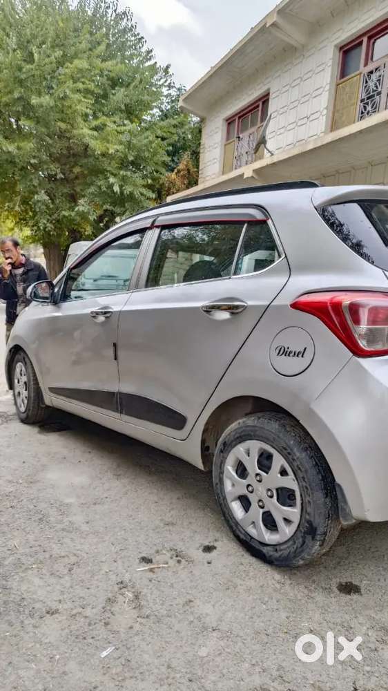 Hyundai Grand I10 Sportz 2014 Diesel Car