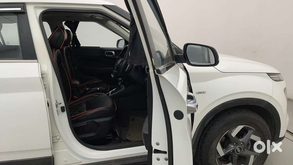 Hyundai Venue Sx Plus Turbo Dct, 2022, Petrol