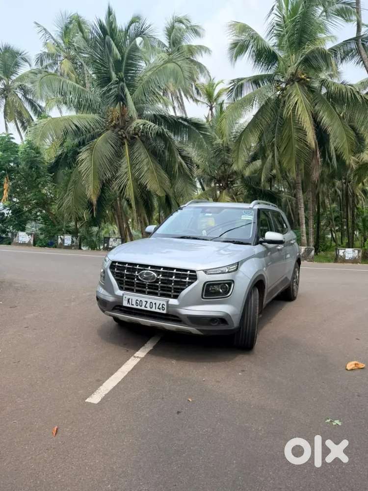 Hyundai Venue 2021 Diesel 59000 Km Driven