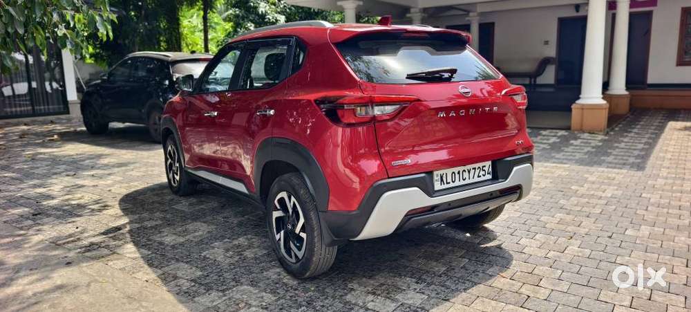 Nissan Magnite 1.0 Xv Premium Turbo Cvt, 2023, Petrol