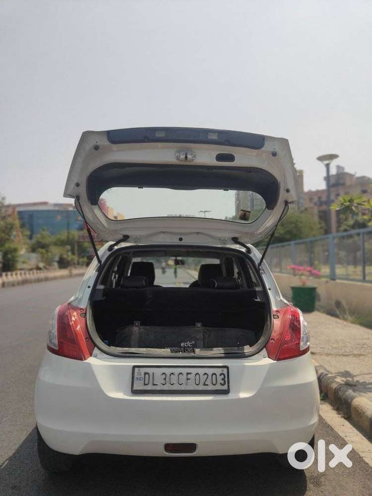 Maruti Suzuki Swift Vxi + Manual, 2015, Cng & Hybrids