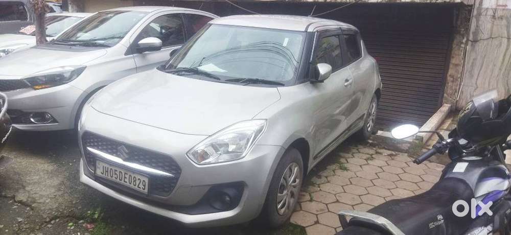Maruti Suzuki Swift Vxi Optional, 2022, Petrol