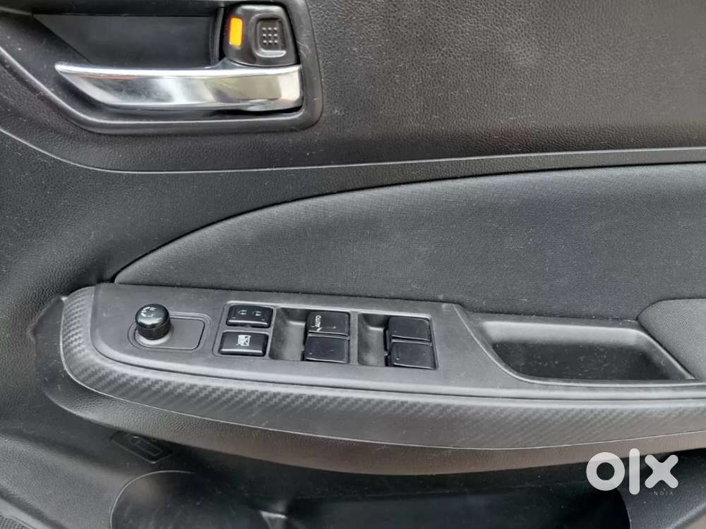 Maruti Suzuki Swift Vxi, 2022, Petrol