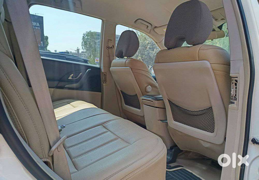 Mahindra Xuv500 W6 At, 2016, Diesel