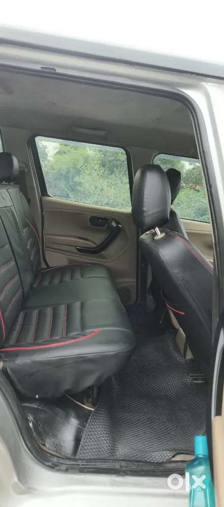 Mahindra Tuv 300 2016