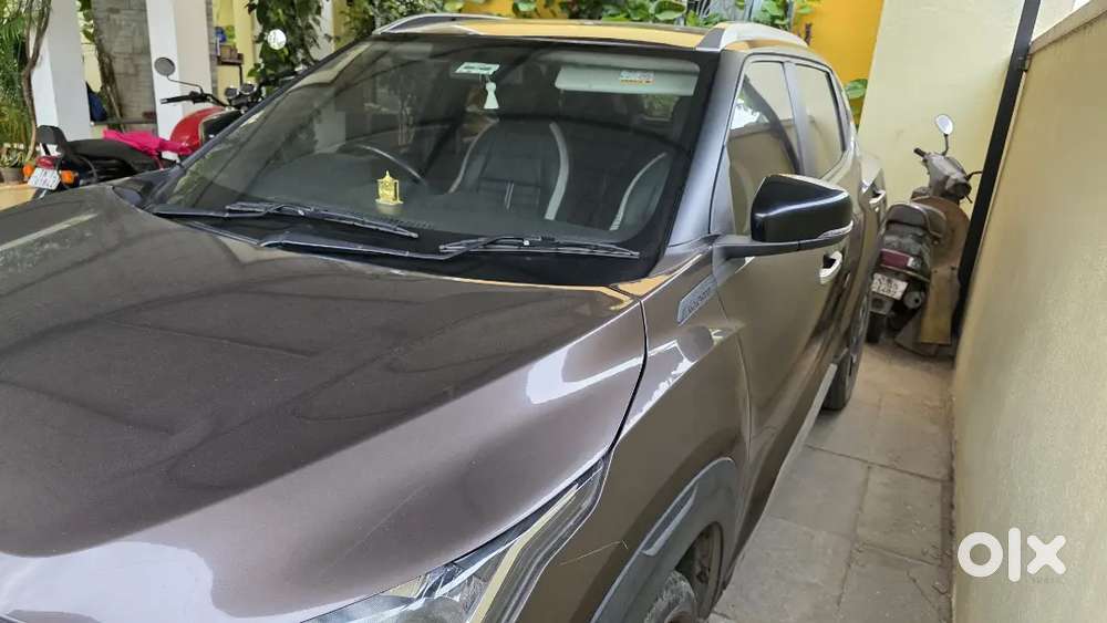 Showroom Maintained Nissan Magnite Xv Turbo Cvt 2022 Petrol Automatic