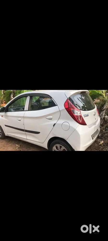 Hyundai Eon 2016 Sportz Petrol Manual