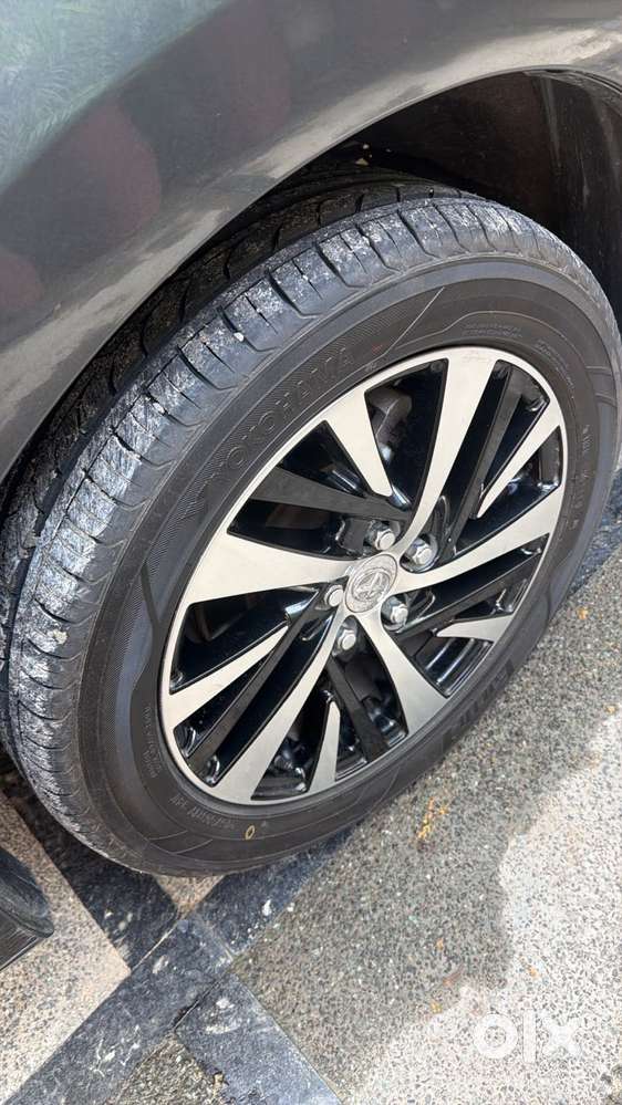 Toyota Innova Crysta [2020-ongoing] 2.7 Zx At 7 Str, 2022, Petrol