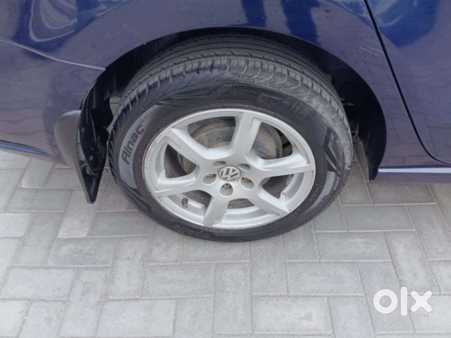 Volkswagen Vento 2010-2013 Petrol Highline, 2013, Petrol