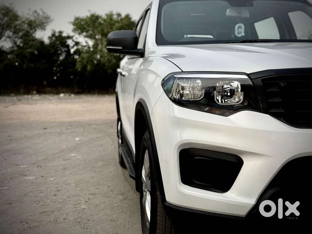 Mahindra Scorpio-n 2.0 Z2 Petrol Mt 7 Str, 2025, Petrol