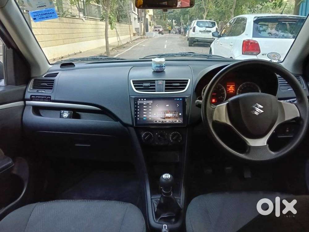 Maruti Suzuki Swift Vxi 1.2 Abs Bs-iv, 2013, Petrol