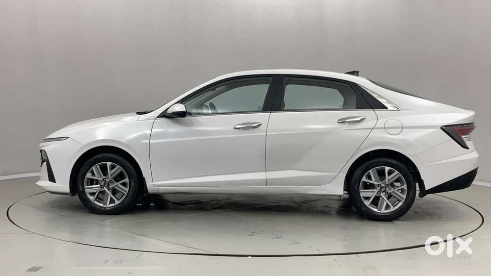 Hyundai Verna 1.5 Sx Petrol Mt, 2023, Petrol