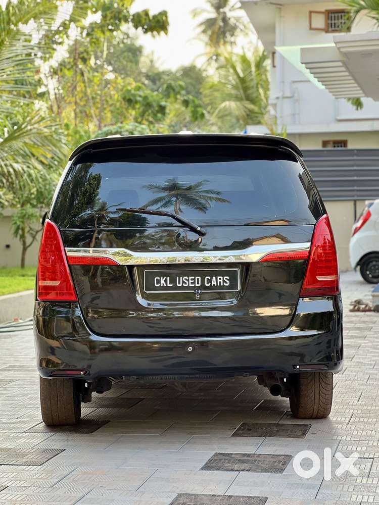 Toyota Innova 2004-2011 2.5 E, 2008, Diesel