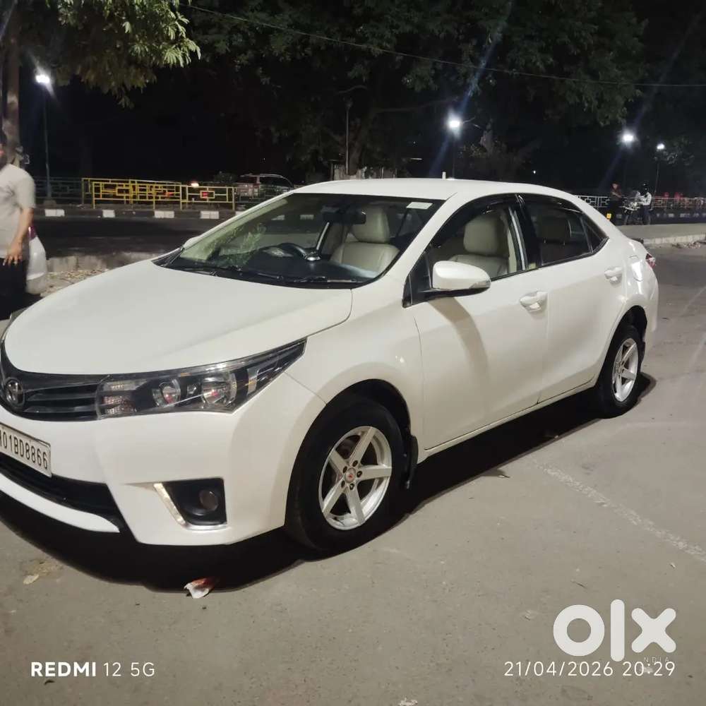 Toyota Corolla Altis 2015