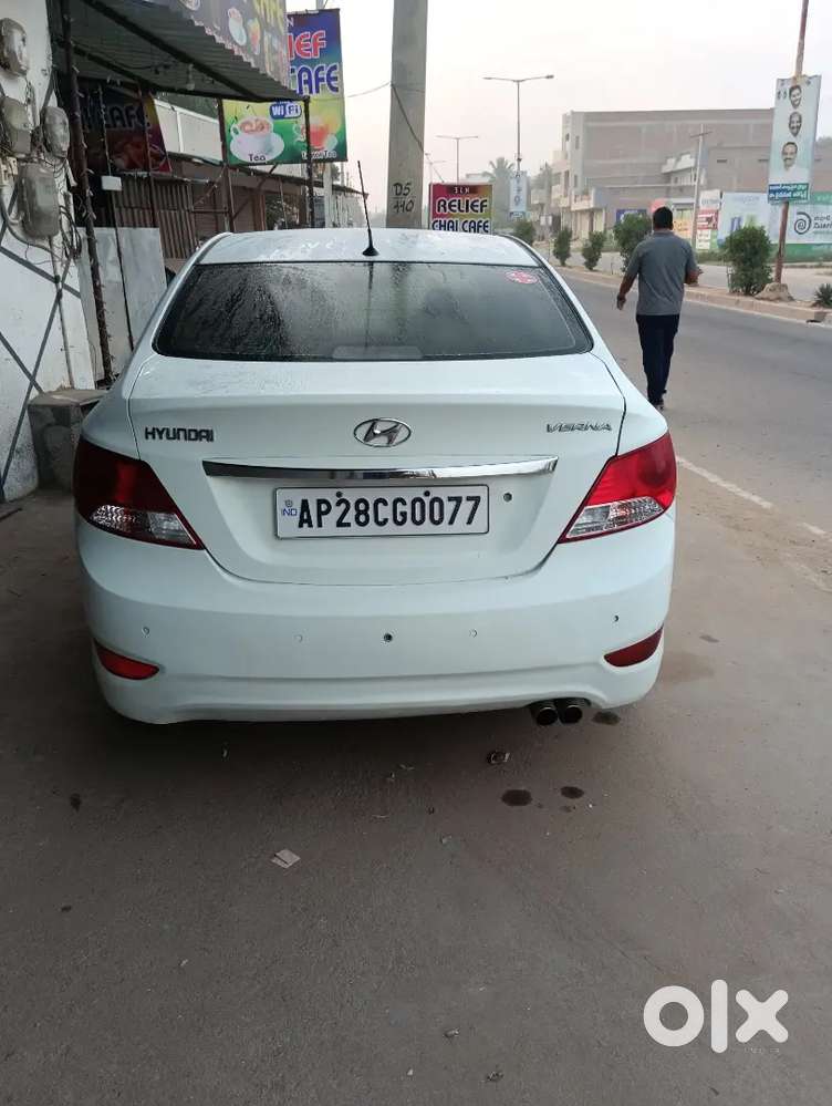 Hyundai Verna Sx O 2012