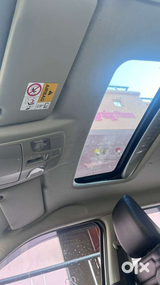 Maruti Suzuki Brezza 2024 Petrol Good Condition,low Range Running