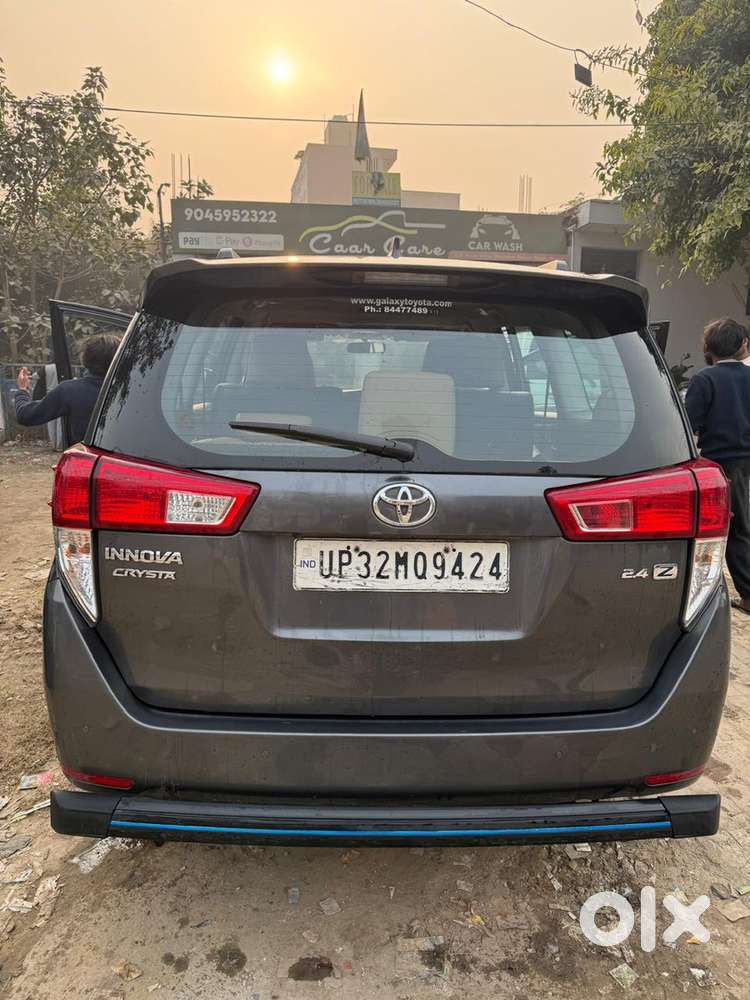 Toyota Innova Crysta 2022