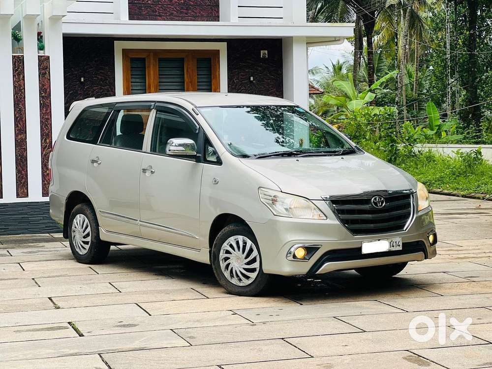 Toyota Innova 2.5 Gx 7 Seater Bs Iv, 2014, Diesel
