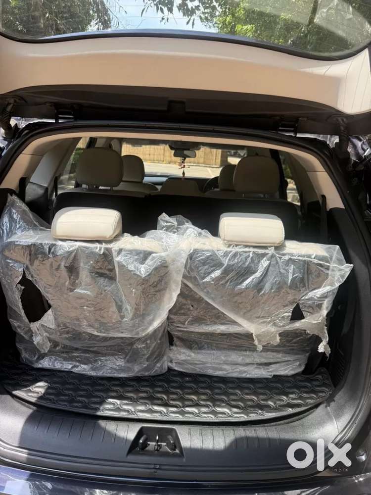 Mahindra Xuv700 2.2 Ax 7 Diesel At Str Awd, 2025, Diesel