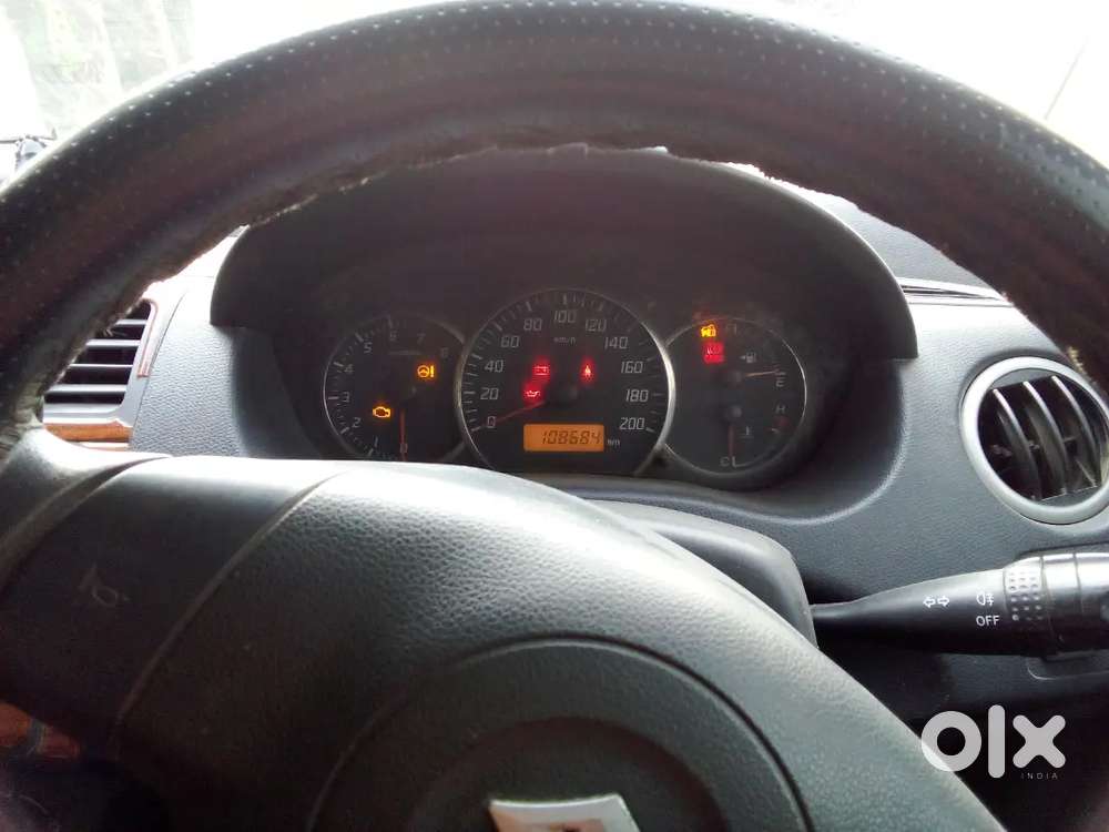 Maruti Suzuki Swift 2011 Petrol 108486 Km Driven