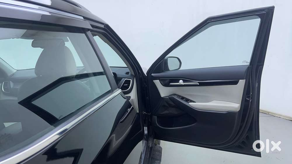 Kia Seltos 1.5 Htx At Petrol, 2023, Petrol