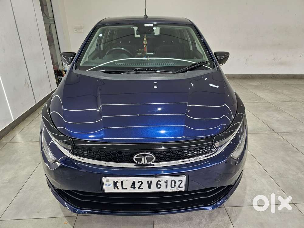 Tata Altroz Petrol 2023