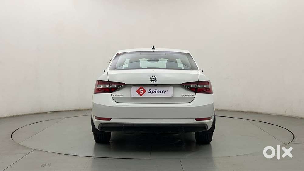 Skoda Superb [ ] 1.8 Style Tsi At, 2017, Petrol