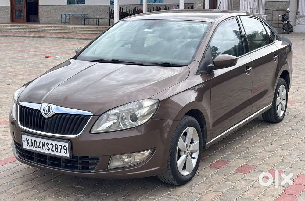 Skoda Rapid [2016-2020] 1.5 Style Plus Tdi At, 2016, Diesel