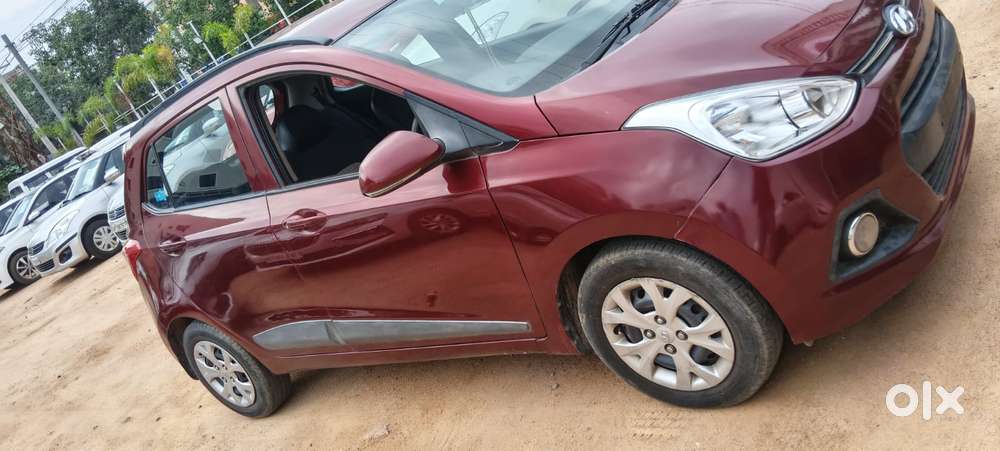 Hyundai Grand I10 Crdi Sportz, 2015, Diesel